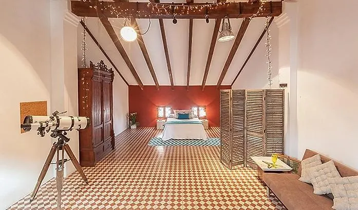 Apartamento Beautiful House With Terrace Valencia